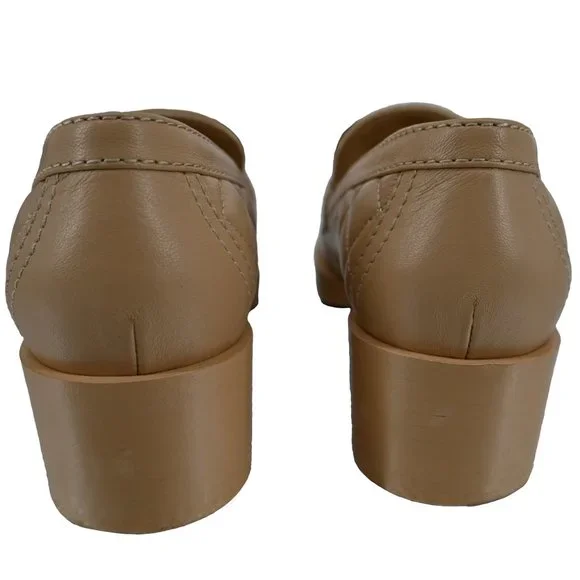 - CHANEL Lambskin Quilted CC Heart Loafers in Beige 37 EU - Picture 5 of 9